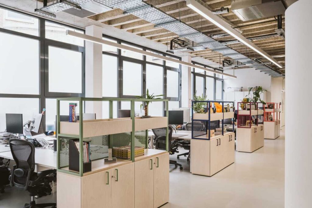 Why Quiet Zones Are Essential in Every Office Design