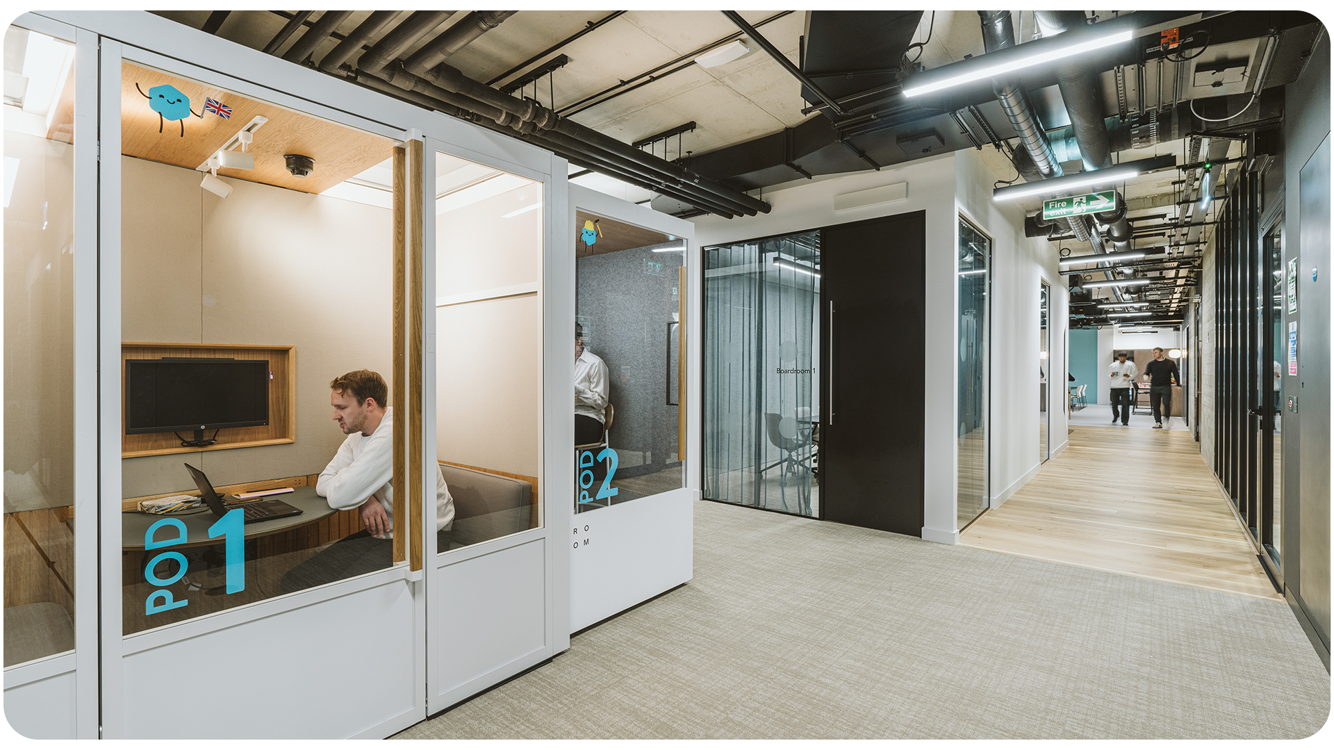 Hybrid Office Meeting Pods