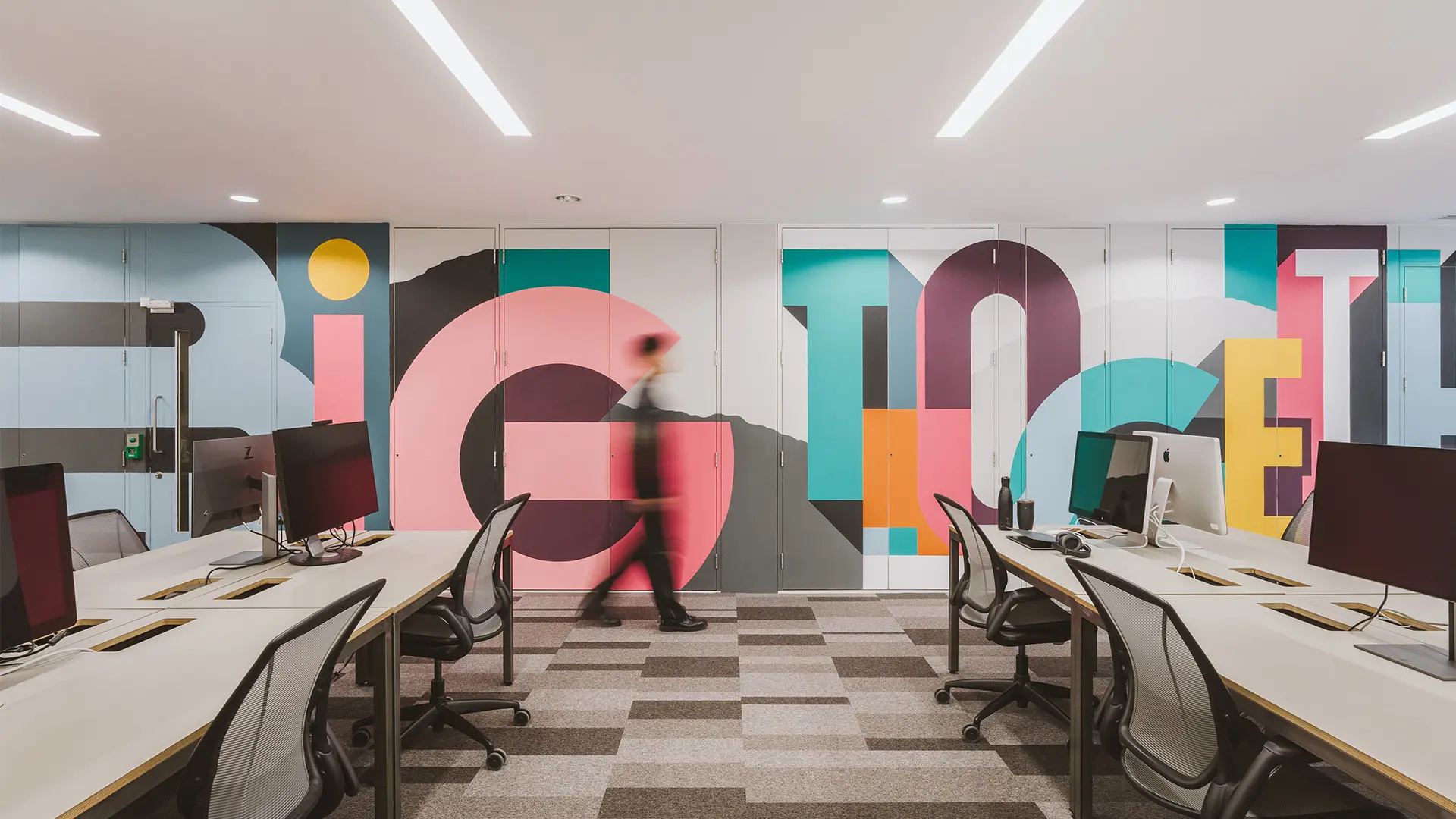 Managed Offices in London | Customisable, Fully Managed Workspaces